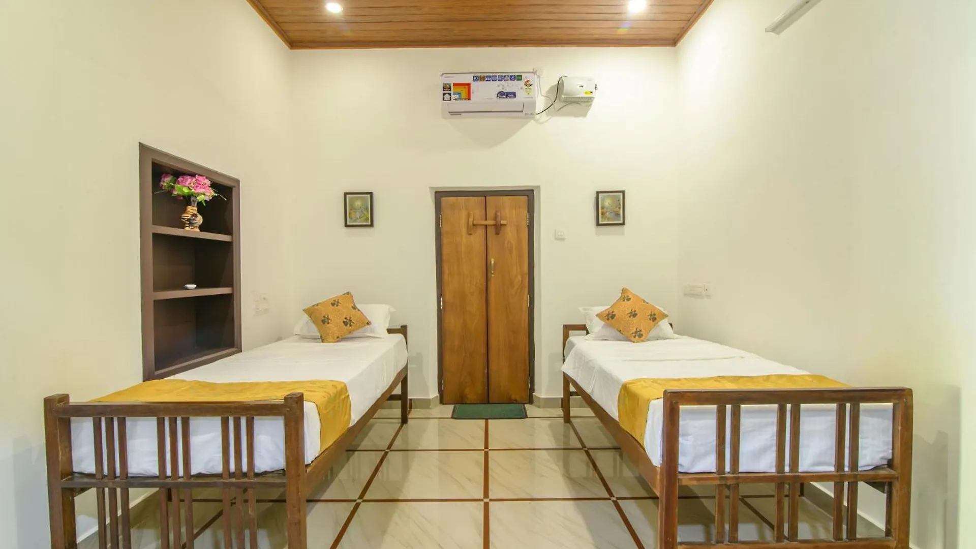 Thomaskuttys Farmhouse Homestay Ranni
